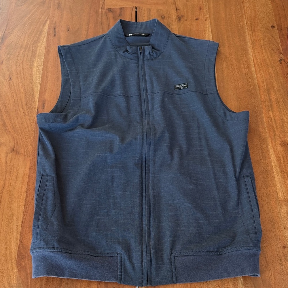 Travis Mathew Navy Full‑Zip Sleeveless Vest